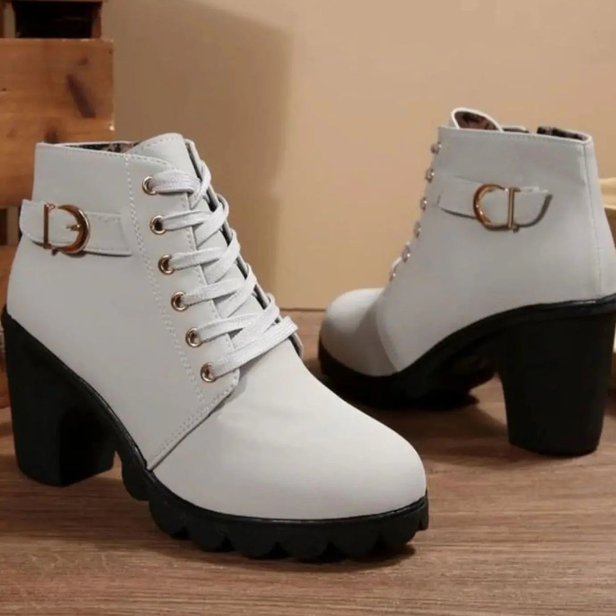 Bryony Women's Leather Heeled Ankle Boots - White