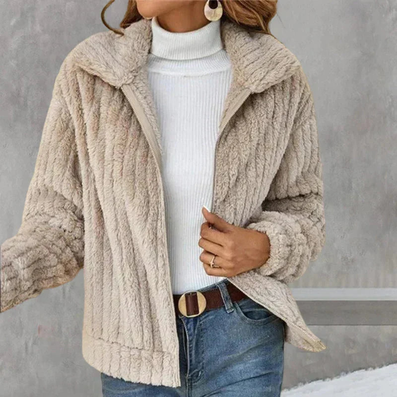 Maisie Women's Fleece Jacket - Beige