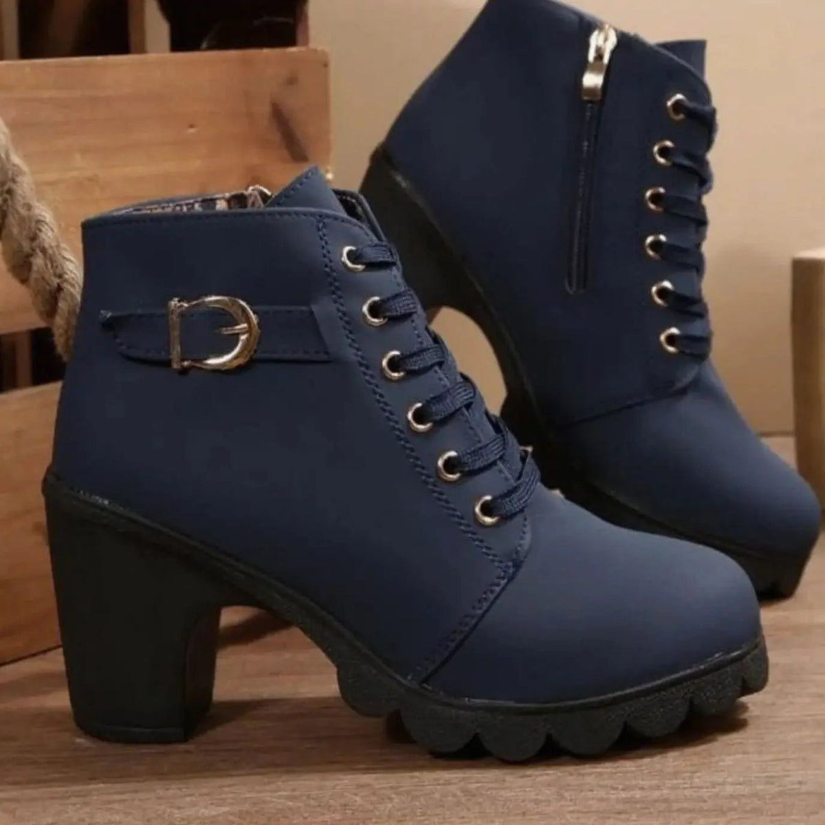 Bryony Women's Leather Heeled Ankle Boots - Blue