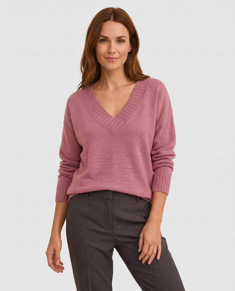Phoebe Women's Knitted Jumper in Pink